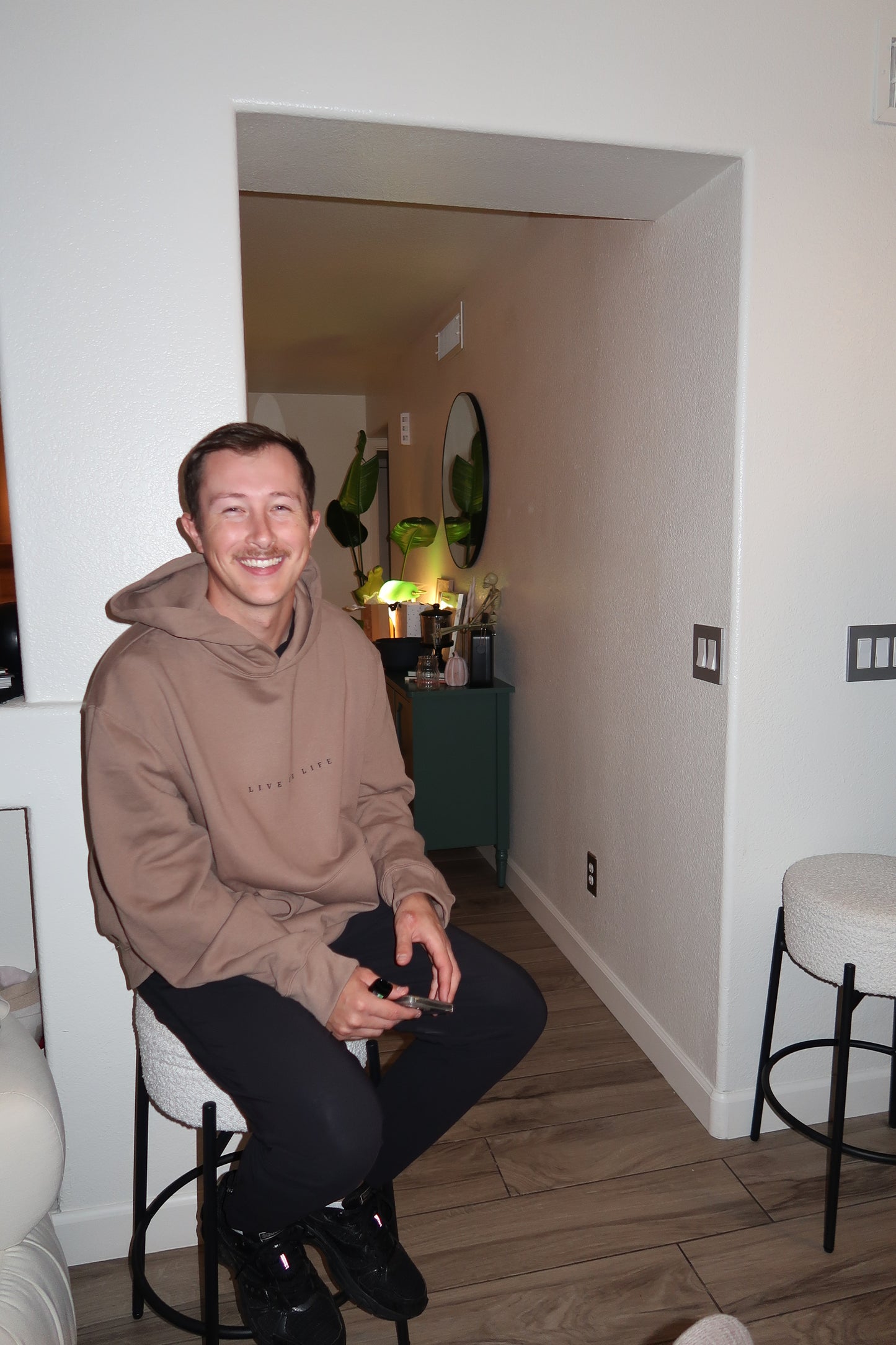 UNISEX HEAVYWEIGHT PULLOVER HOODIE